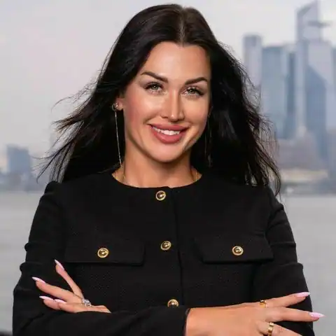 Julia Kljajic