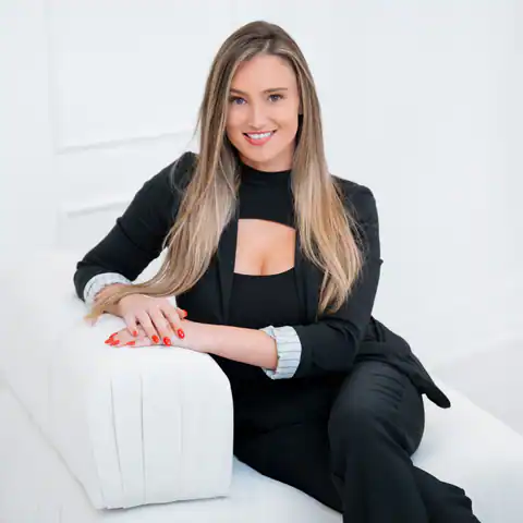 Alyssa Bond
