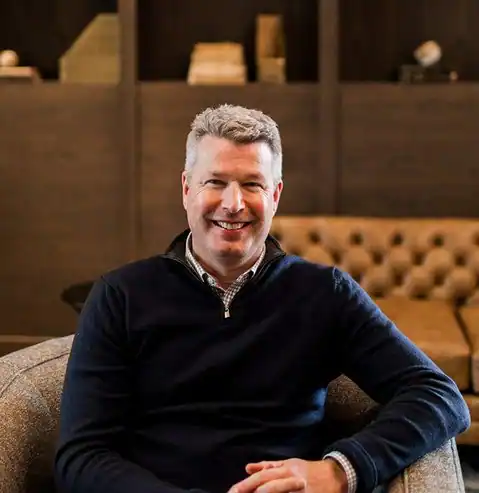 Dirk Hmura