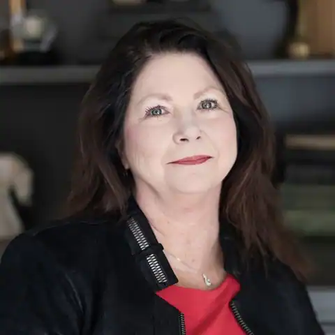 Cyndi Mitchell
